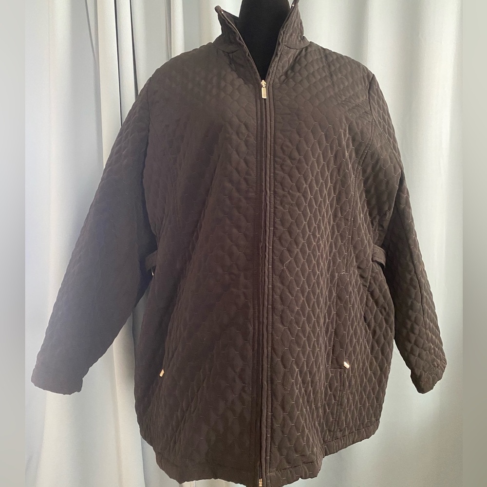 Quilted Black Jacket Avenue size 26/28